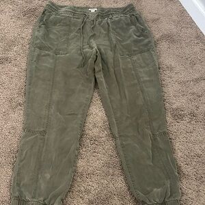 Lucky brand pants size medium